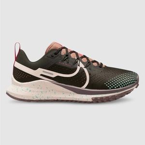 Nike Women's Pegasus Trail 4 Trail Running Shoes